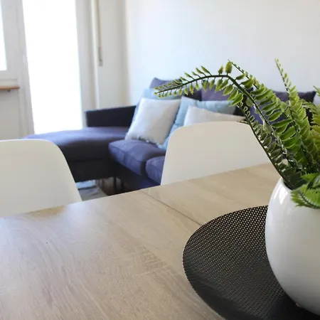 Cozy With Free Parking & Close To Lugano