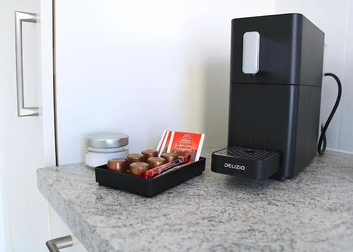 アパート Cozy With Free Parking & Close To *