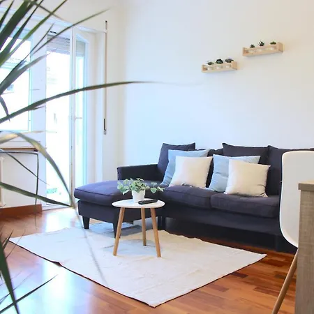 Cozy With Free Parking & Close To Appartement *