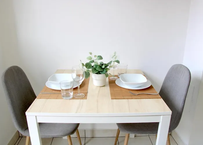 Cozy With Free Parking & Close To Lugano